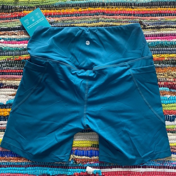 Willit Shorts, Size Small, Teal, 2 Pockets Athletic Bike - Picture 4 of 5